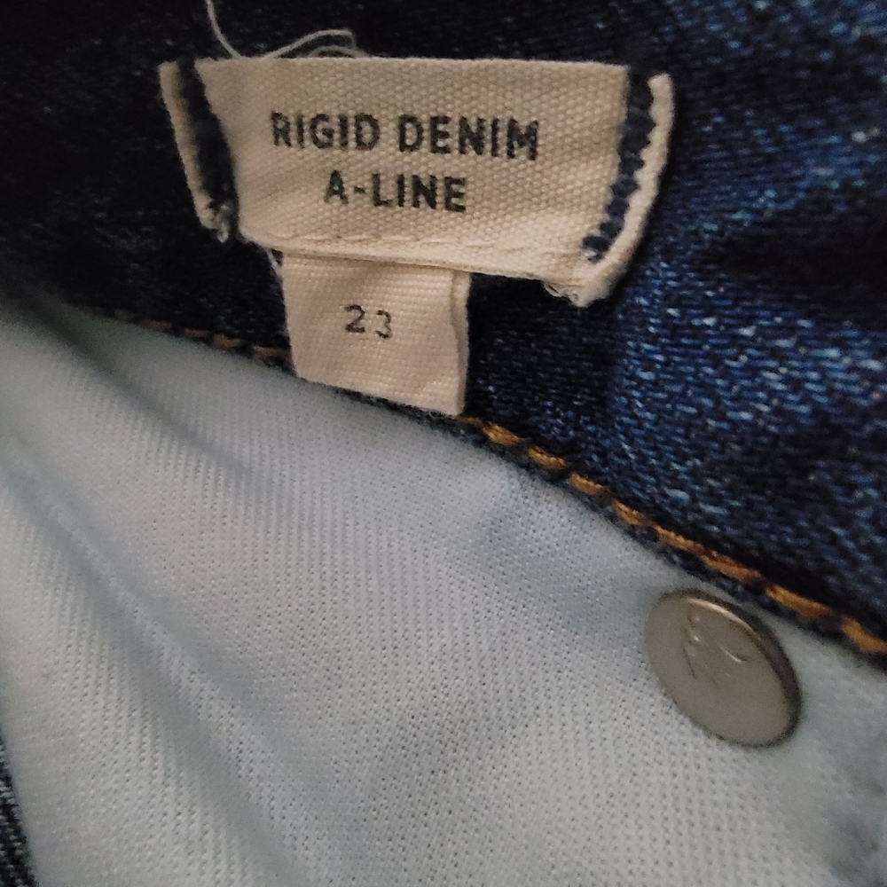 Mini skirt - Picture 4 of 4